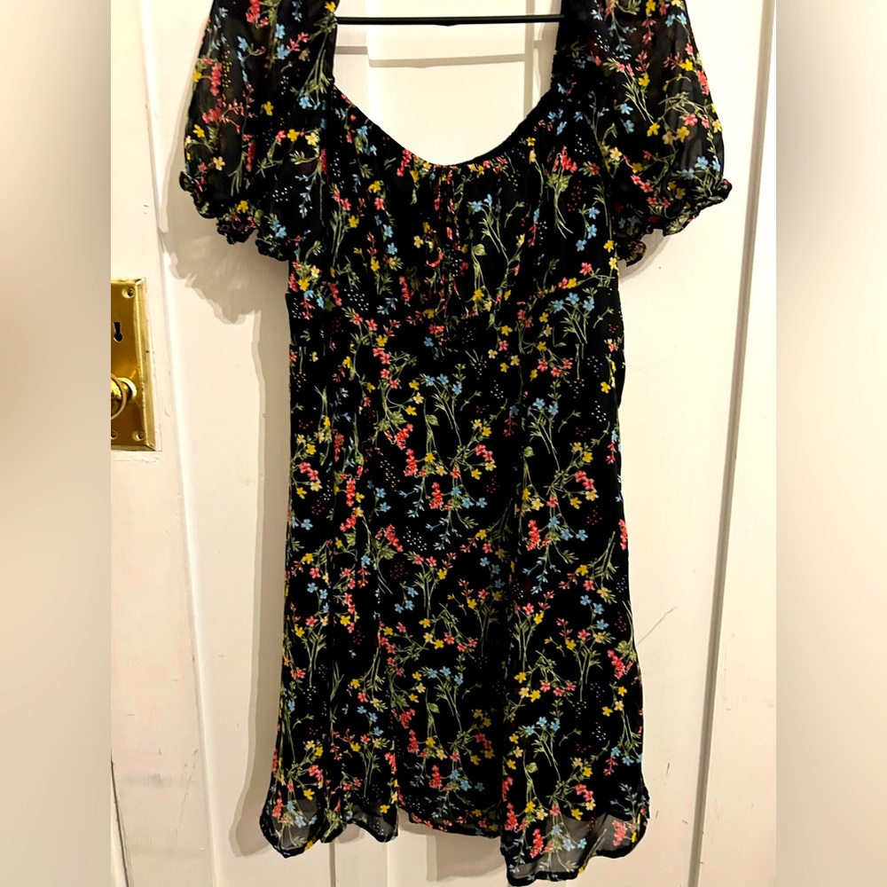 Francesca's Mi Ami Puff Sleave Dress